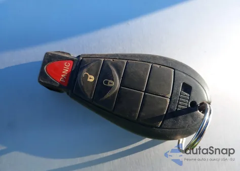 2010 Dodge Ram 1500 Slt/Sport/Trx из США, поврежденный, VIN 1D7RV1CP4AS203055